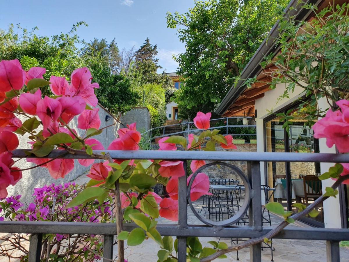 Borgo San Francesco Hotel Gioiosa Marea Exterior photo